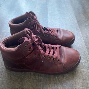 UGG Edgebrook Hightop Leather Sneakers Men’s Size 10
